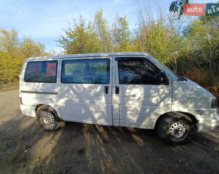 Белый Фольксваген Transporter, объемом двигателя 2.46 л и пробегом 490 тыс. км за 3900 $, фото 1 на Automoto.ua