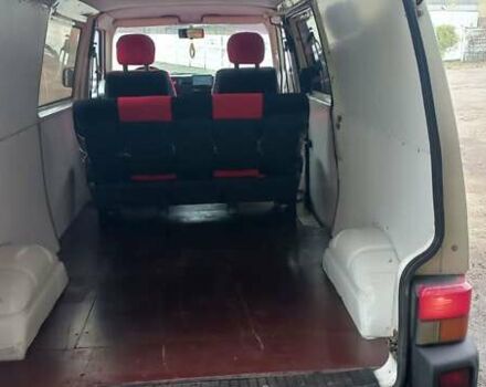 Білий Фольксваген Transporter, об'ємом двигуна 2.5 л та пробігом 315 тис. км за 6800 $, фото 14 на Automoto.ua