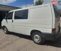Білий Фольксваген Transporter, об'ємом двигуна 2.5 л та пробігом 375 тис. км за 9000 $, фото 1 на Automoto.ua