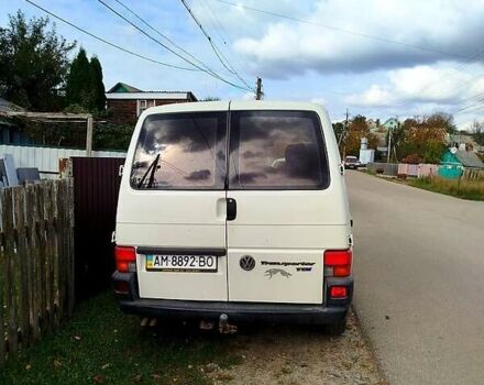Белый Фольксваген Transporter, объемом двигателя 2.5 л и пробегом 250 тыс. км за 5300 $, фото 1 на Automoto.ua