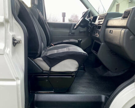 Білий Фольксваген Transporter, об'ємом двигуна 2.5 л та пробігом 278 тис. км за 5999 $, фото 54 на Automoto.ua