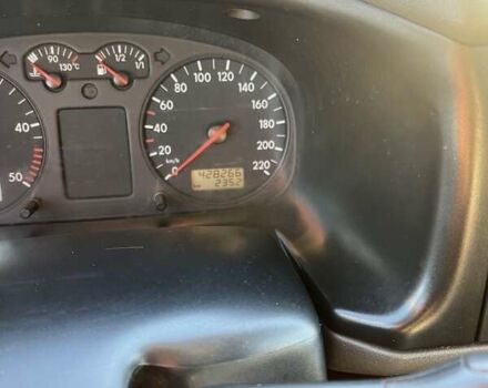 Білий Фольксваген Transporter, об'ємом двигуна 2.5 л та пробігом 428 тис. км за 5200 $, фото 1 на Automoto.ua