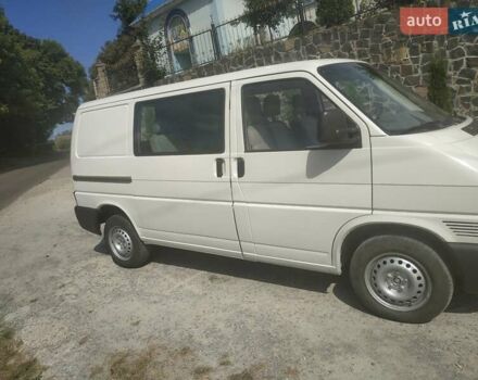 Белый Фольксваген Transporter, объемом двигателя 1.9 л и пробегом 254 тыс. км за 6400 $, фото 1 на Automoto.ua