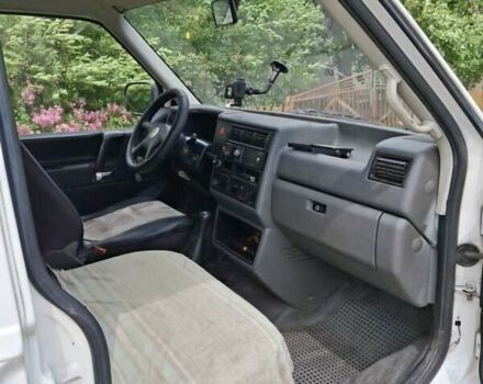 Белый Фольксваген Transporter, объемом двигателя 1.9 л и пробегом 605 тыс. км за 6000 $, фото 5 на Automoto.ua