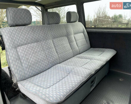 Білий Фольксваген Transporter, об'ємом двигуна 2.5 л та пробігом 278 тис. км за 5999 $, фото 61 на Automoto.ua