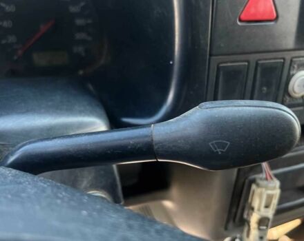 Білий Фольксваген Transporter, об'ємом двигуна 2.4 л та пробігом 300 тис. км за 4300 $, фото 15 на Automoto.ua