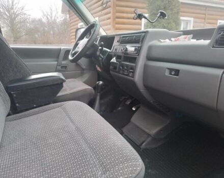 Белый Фольксваген Transporter, объемом двигателя 1.9 л и пробегом 320 тыс. км за 5300 $, фото 5 на Automoto.ua