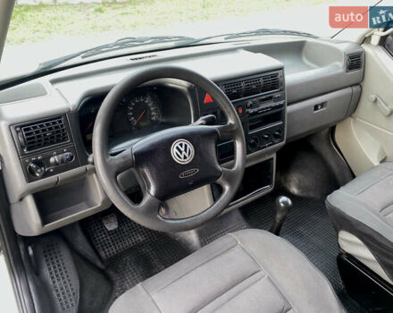 Білий Фольксваген Transporter, об'ємом двигуна 2.5 л та пробігом 278 тис. км за 5999 $, фото 49 на Automoto.ua