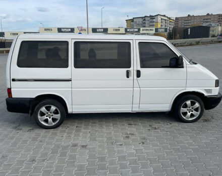 Белый Фольксваген Transporter, объемом двигателя 2.46 л и пробегом 391 тыс. км за 5499 $, фото 4 на Automoto.ua