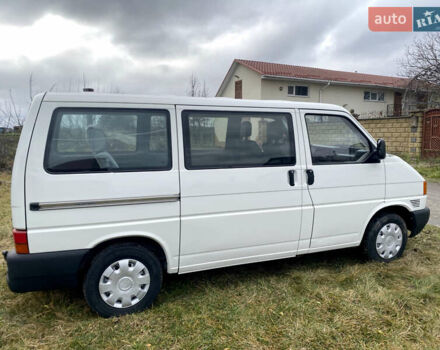 Білий Фольксваген Transporter, об'ємом двигуна 2.5 л та пробігом 278 тис. км за 5999 $, фото 9 на Automoto.ua