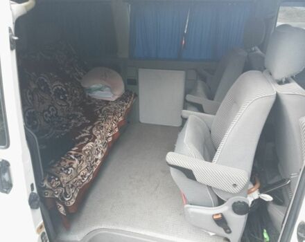 Белый Фольксваген Transporter, объемом двигателя 0 л и пробегом 255 тыс. км за 8000 $, фото 4 на Automoto.ua