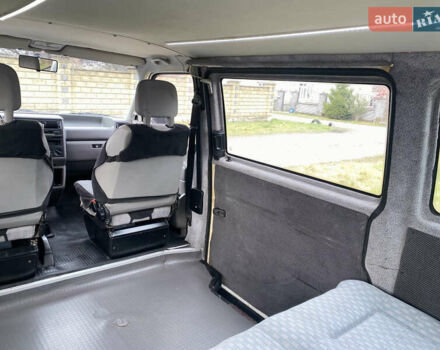 Білий Фольксваген Transporter, об'ємом двигуна 2.5 л та пробігом 278 тис. км за 5999 $, фото 67 на Automoto.ua
