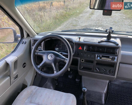 Белый Фольксваген Transporter, объемом двигателя 2.5 л и пробегом 400 тыс. км за 4950 $, фото 13 на Automoto.ua