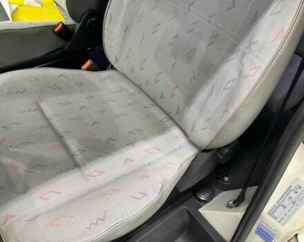 Белый Фольксваген Transporter, объемом двигателя 2.5 л и пробегом 183 тыс. км за 5219 $, фото 10 на Automoto.ua