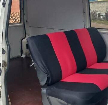 Білий Фольксваген Transporter, об'ємом двигуна 2.5 л та пробігом 315 тис. км за 6800 $, фото 10 на Automoto.ua