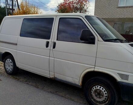 Белый Фольксваген Transporter, объемом двигателя 2.5 л и пробегом 250 тыс. км за 5300 $, фото 1 на Automoto.ua