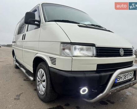 Белый Фольксваген Transporter, объемом двигателя 1.9 л и пробегом 317 тыс. км за 5500 $, фото 1 на Automoto.ua