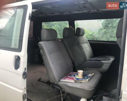 Белый Фольксваген Transporter, объемом двигателя 2.46 л и пробегом 490 тыс. км за 3900 $, фото 8 на Automoto.ua