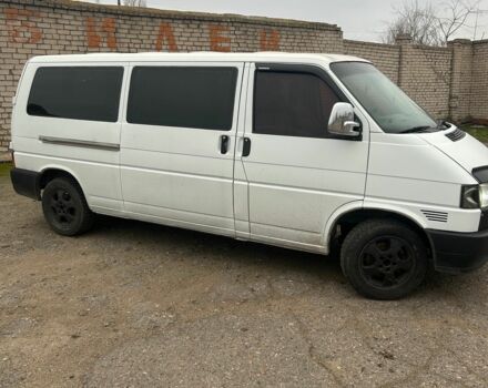 Білий Фольксваген Transporter, об'ємом двигуна 2.5 л та пробігом 300 тис. км за 4100 $, фото 1 на Automoto.ua