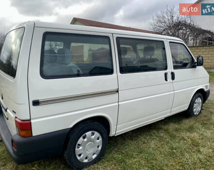 Білий Фольксваген Transporter, об'ємом двигуна 2.5 л та пробігом 278 тис. км за 5999 $, фото 10 на Automoto.ua
