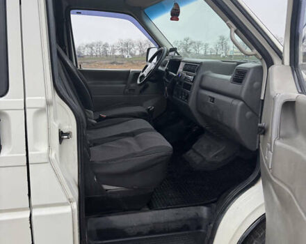 Белый Фольксваген Transporter, объемом двигателя 1.9 л и пробегом 317 тыс. км за 5500 $, фото 14 на Automoto.ua