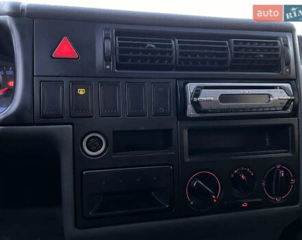 Білий Фольксваген Transporter, об'ємом двигуна 2.46 л та пробігом 434 тис. км за 7300 $, фото 12 на Automoto.ua