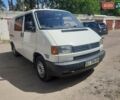 Білий Фольксваген Transporter, об'ємом двигуна 2.5 л та пробігом 375 тис. км за 9000 $, фото 1 на Automoto.ua