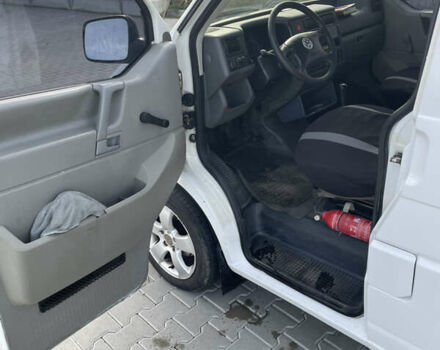 Белый Фольксваген Transporter, объемом двигателя 2.46 л и пробегом 391 тыс. км за 5499 $, фото 8 на Automoto.ua