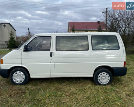 Білий Фольксваген Transporter, об'ємом двигуна 2.5 л та пробігом 278 тис. км за 5999 $, фото 22 на Automoto.ua