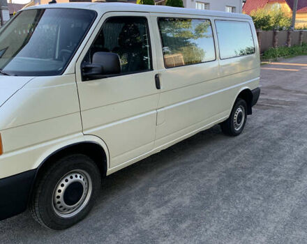Белый Фольксваген Transporter, объемом двигателя 2.5 л и пробегом 400 тыс. км за 6700 $, фото 2 на Automoto.ua