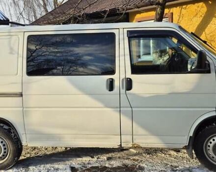 Белый Фольксваген Transporter, объемом двигателя 2.4 л и пробегом 425 тыс. км за 5500 $, фото 1 на Automoto.ua