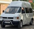 Белый Фольксваген Transporter, объемом двигателя 2.5 л и пробегом 334 тыс. км за 5999 $, фото 1 на Automoto.ua