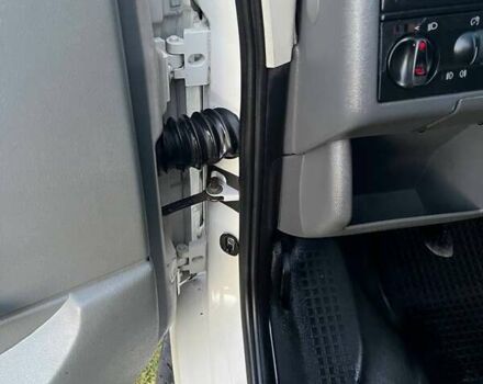 Белый Фольксваген Transporter, объемом двигателя 2.5 л и пробегом 368 тыс. км за 6299 $, фото 28 на Automoto.ua