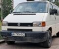 Белый Фольксваген Transporter, объемом двигателя 2.46 л и пробегом 100 тыс. км за 2900 $, фото 1 на Automoto.ua