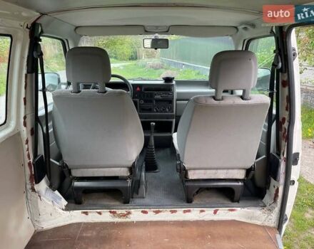 Білий Фольксваген Transporter, об'ємом двигуна 1.9 л та пробігом 180 тис. км за 5500 $, фото 18 на Automoto.ua
