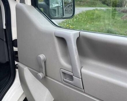 Білий Фольксваген Transporter, об'ємом двигуна 1.9 л та пробігом 180 тис. км за 5500 $, фото 12 на Automoto.ua