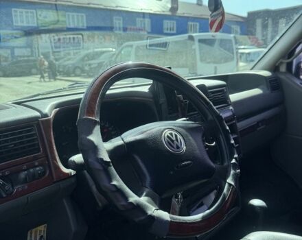 Білий Фольксваген Transporter, об'ємом двигуна 2.5 л та пробігом 460 тис. км за 7800 $, фото 3 на Automoto.ua