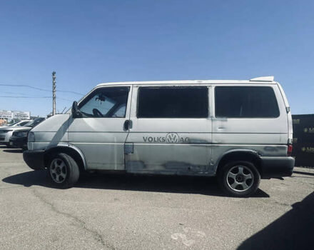 Белый Фольксваген Transporter, объемом двигателя 1.9 л и пробегом 390 тыс. км за 3150 $, фото 2 на Automoto.ua