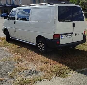 Белый Фольксваген Transporter, объемом двигателя 2.5 л и пробегом 428 тыс. км за 8709 $, фото 2 на Automoto.ua