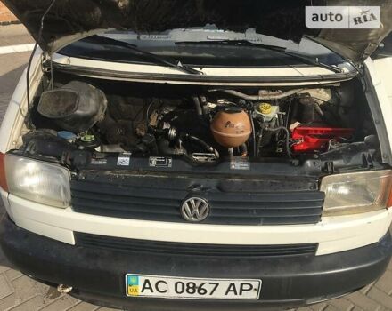 Белый Фольксваген Transporter, объемом двигателя 1.9 л и пробегом 290 тыс. км за 4999 $, фото 8 на Automoto.ua