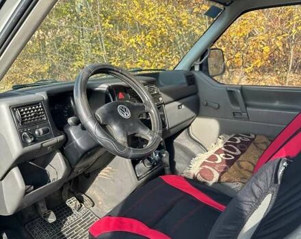 Белый Фольксваген Transporter, объемом двигателя 2.5 л и пробегом 400 тыс. км за 6500 $, фото 1 на Automoto.ua