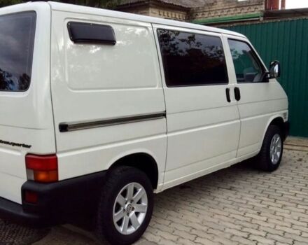 Белый Фольксваген Transporter, объемом двигателя 2.5 л и пробегом 322 тыс. км за 3995 $, фото 2 на Automoto.ua