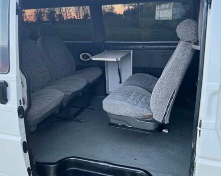 Белый Фольксваген Transporter, объемом двигателя 2.5 л и пробегом 368 тыс. км за 6299 $, фото 24 на Automoto.ua