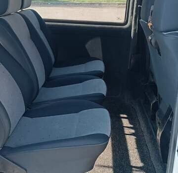 Белый Фольксваген Transporter, объемом двигателя 1.9 л и пробегом 414 тыс. км за 6400 $, фото 6 на Automoto.ua