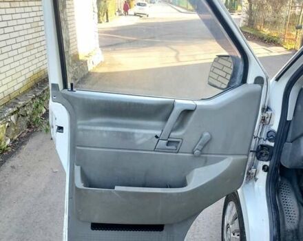 Белый Фольксваген Transporter, объемом двигателя 2.5 л и пробегом 453 тыс. км за 4750 $, фото 25 на Automoto.ua