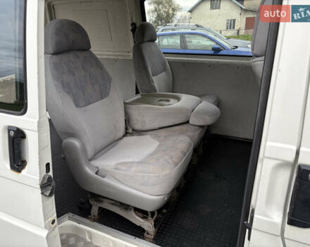 Белый Фольксваген Transporter, объемом двигателя 2.46 л и пробегом 338 тыс. км за 4200 $, фото 18 на Automoto.ua