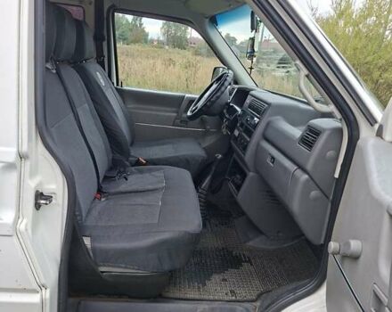 Белый Фольксваген Transporter, объемом двигателя 1.9 л и пробегом 372 тыс. км за 6500 $, фото 2 на Automoto.ua