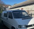 Белый Фольксваген Transporter, объемом двигателя 2.5 л и пробегом 400 тыс. км за 5500 $, фото 1 на Automoto.ua