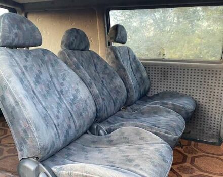 Білий Фольксваген Transporter, об'ємом двигуна 1.9 л та пробігом 393 тис. км за 6000 $, фото 3 на Automoto.ua