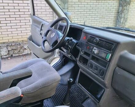 Белый Фольксваген Transporter, объемом двигателя 2.5 л и пробегом 453 тыс. км за 4750 $, фото 30 на Automoto.ua